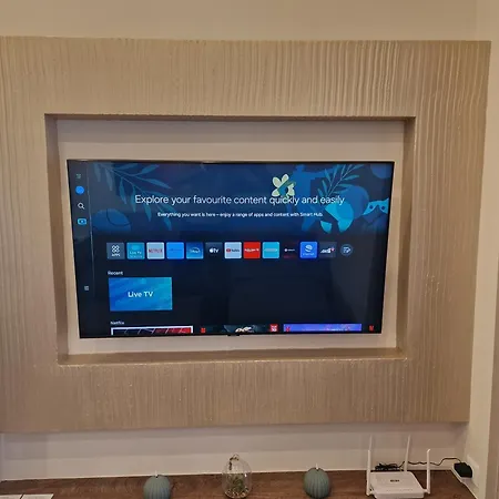 아파트 Modern 2 - Bedroom Penthouse In