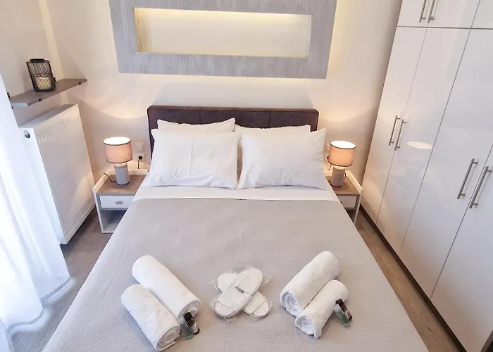 Modern 2 - Bedroom Penthouse In