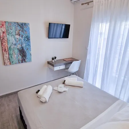 Modern 2 - Bedroom Penthouse In Daire *