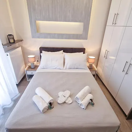 Modern 2 - Bedroom Penthouse In