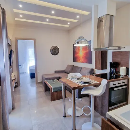 Modern 2 - Bedroom Penthouse In